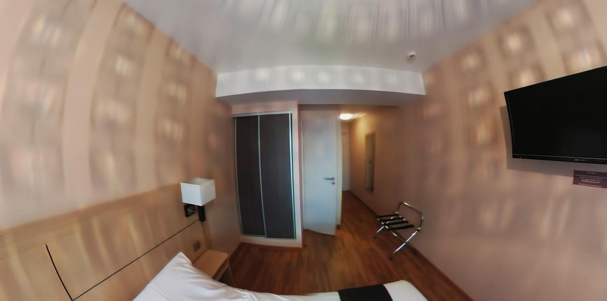 Hotel Au Bon Coin Cloyes-sur-le-Loir Buitenkant foto