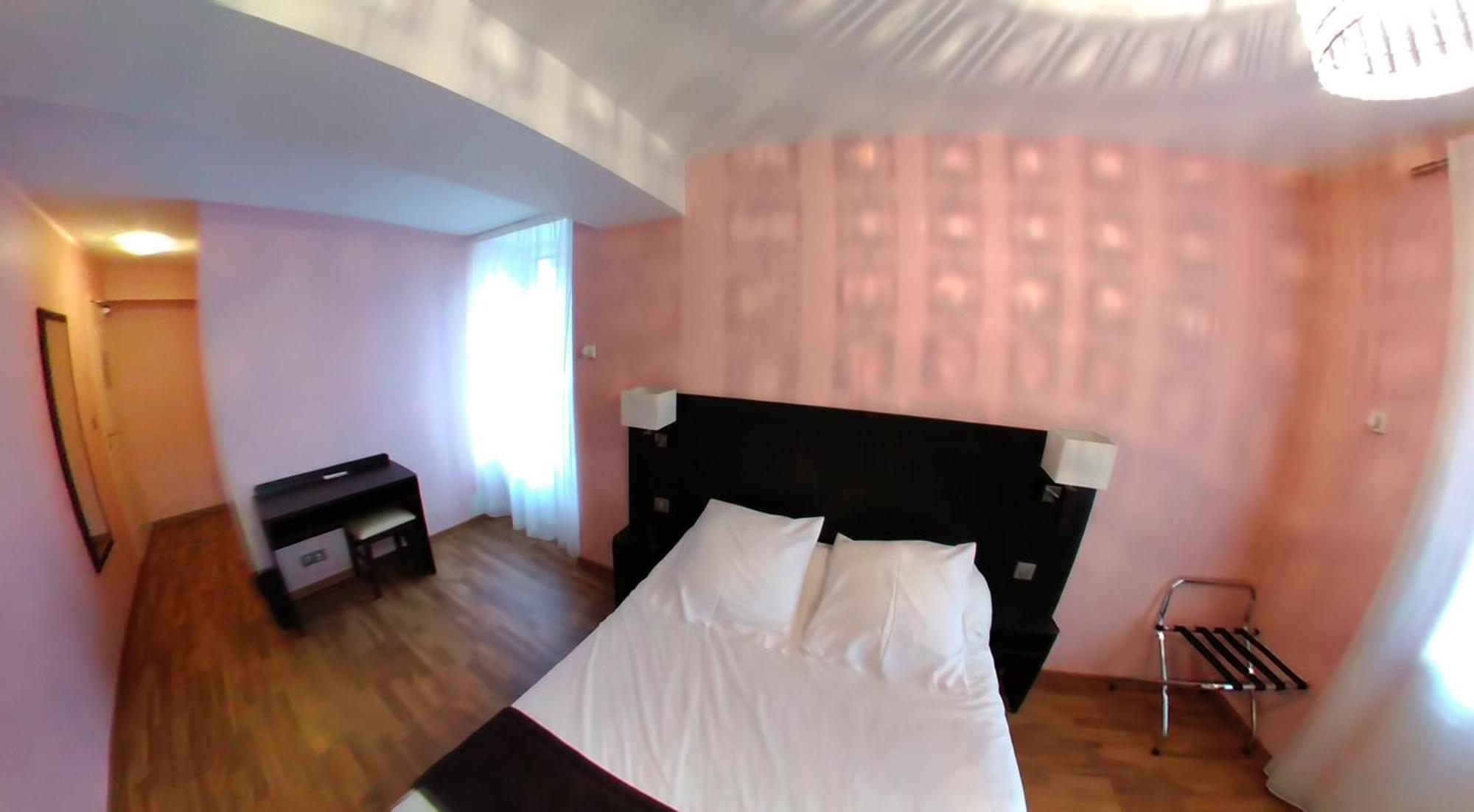 Hotel Au Bon Coin Cloyes-sur-le-Loir Buitenkant foto